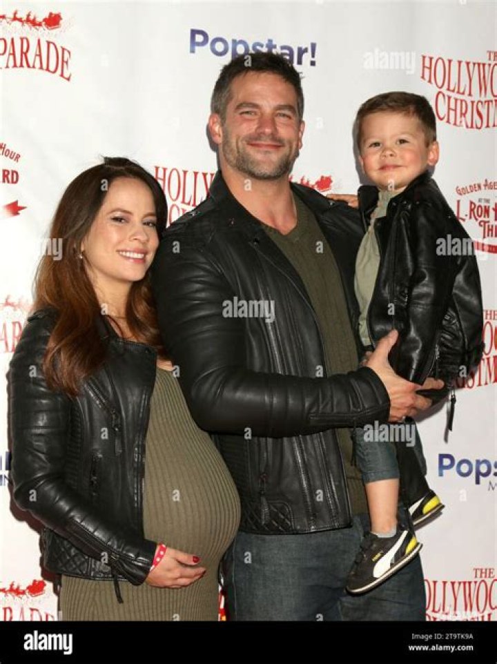 Brant Daugherty Height, Weight, Net Worth, Age, Birthday, Wikipedia, Who, Nationality, Biography