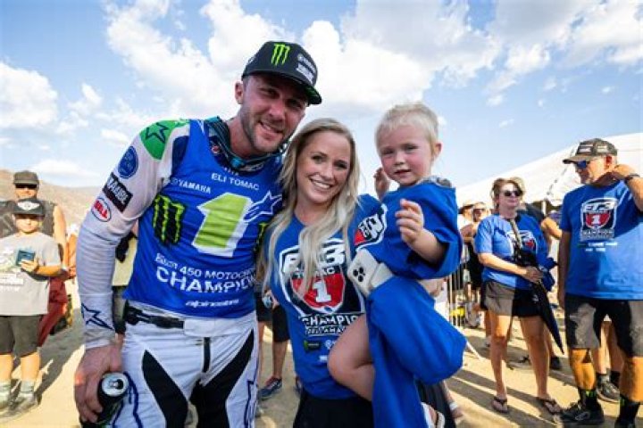 Eli Tomac Biography, Age, Family, Girlfriend, Education, Net Worth and Monster Energy Cup Las Vegas