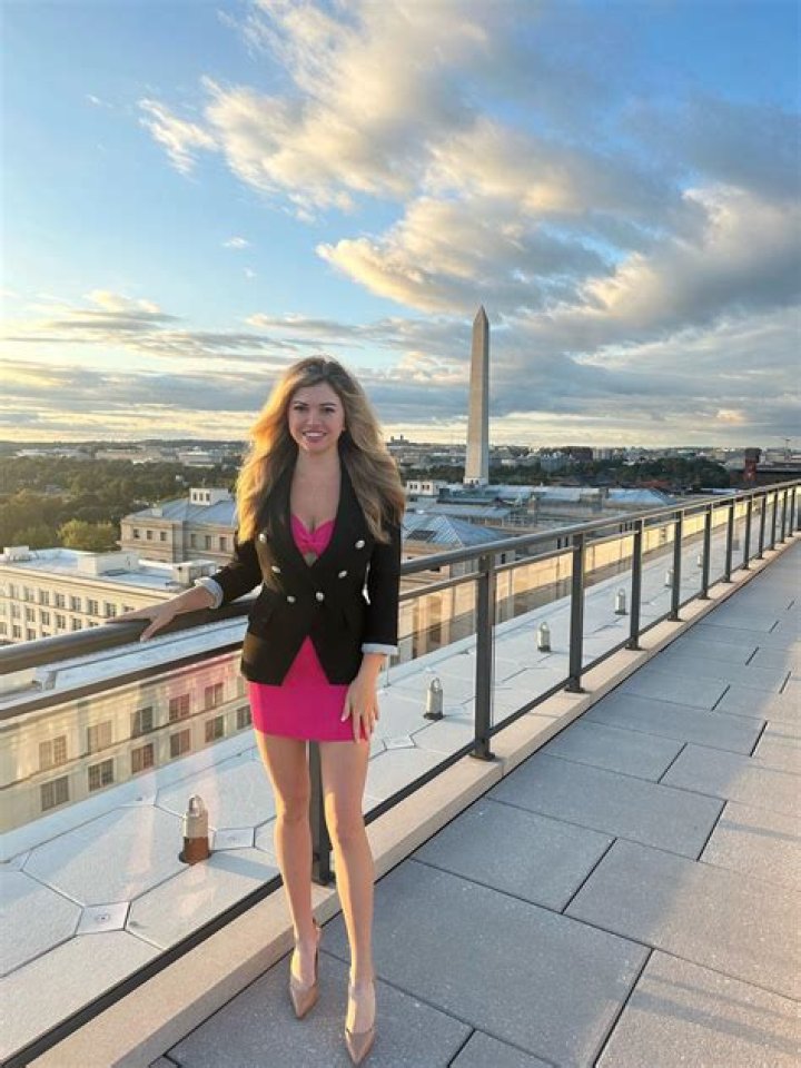 Natalie Sloss Net Worth, Income, Salary, Earnings, Biography