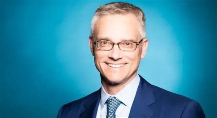 Robert Isom Wiki, Age, Wife, Family, Salary, Net Worth, Nationality, Ethnicity, Religion, Parents, Height, Instagram