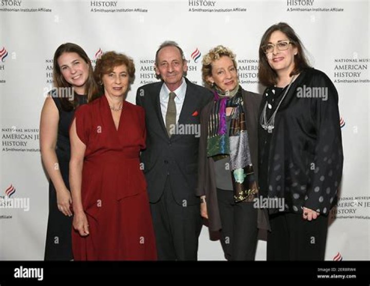 Sam Bernstein Family, Career, Personal Life, Heritage, Measurements